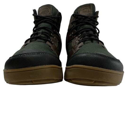 Shoes - Picture 1 of 4